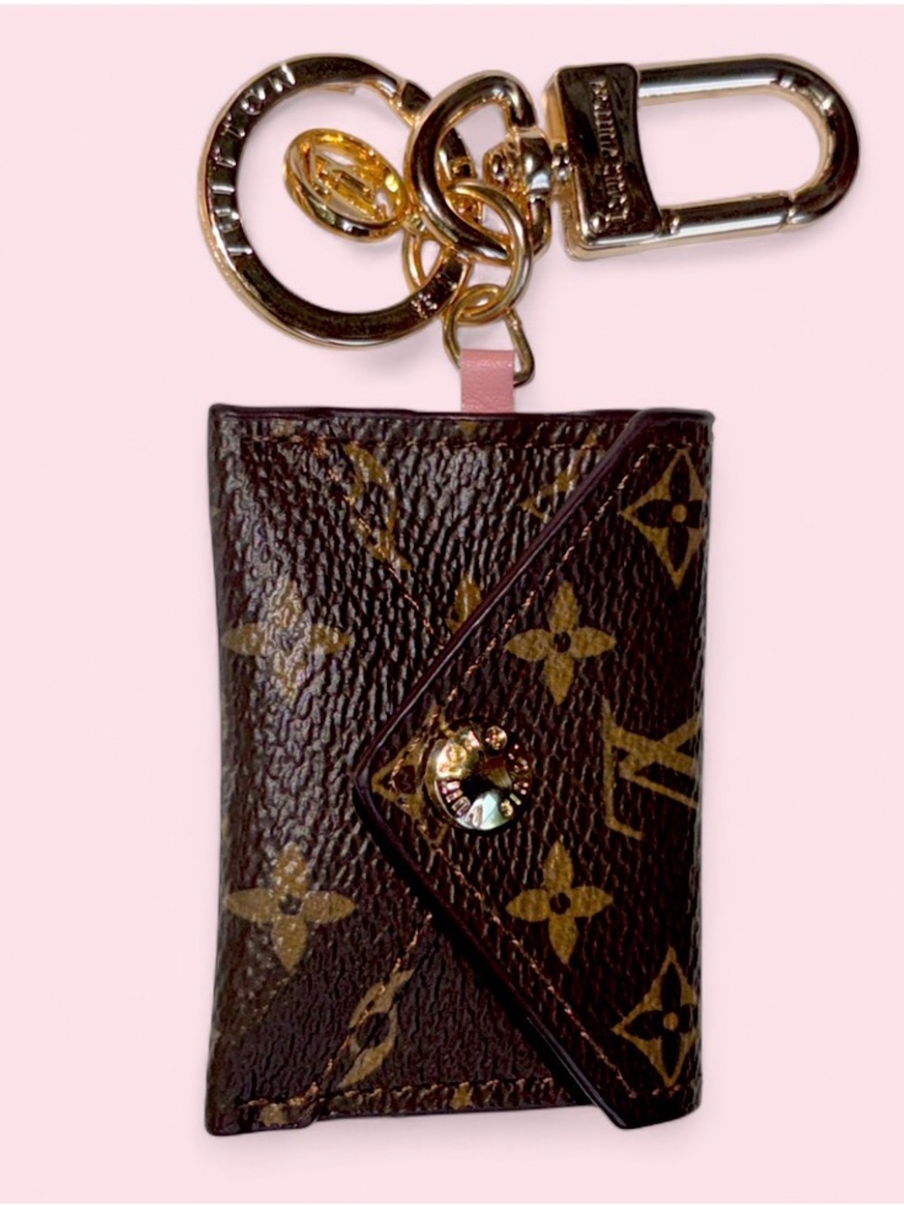 🔑👜  🆕  LV Pouch Bag charm  🔑👛